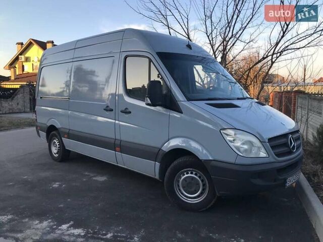 Серый Мерседес Sprinter, объемом двигателя 2.2 л и пробегом 400 тыс. км за 12900 $, фото 1 на Automoto.ua