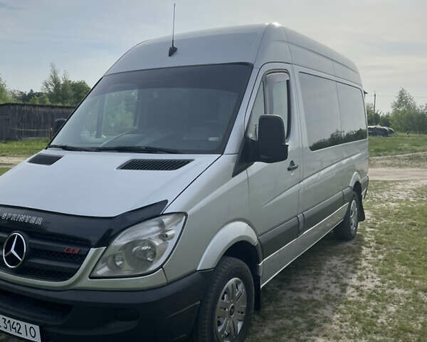 Сірий Мерседес Sprinter, об'ємом двигуна 2.15 л та пробігом 487 тис. км за 8700 $, фото 5 на Automoto.ua