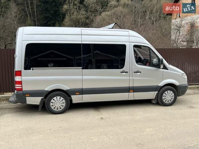 Серый Мерседес Sprinter, объемом двигателя 2.15 л и пробегом 274 тыс. км за 15500 $, фото 14 на Automoto.ua