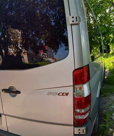Серый Мерседес Sprinter, объемом двигателя 2.15 л и пробегом 470 тыс. км за 12000 $, фото 4 на Automoto.ua