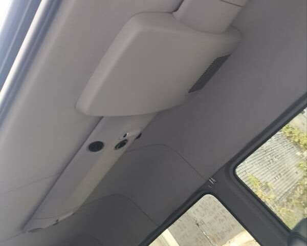 Сірий Мерседес Sprinter, об'ємом двигуна 0 л та пробігом 306 тис. км за 15000 $, фото 1 на Automoto.ua