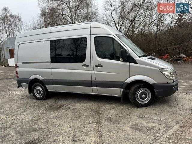Сірий Мерседес Sprinter, об'ємом двигуна 3.22 л та пробігом 290 тис. км за 14820 $, фото 8 на Automoto.ua