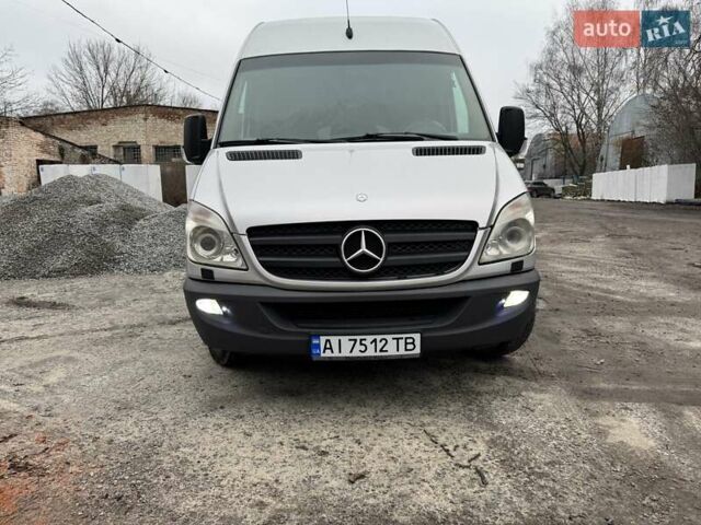 Сірий Мерседес Sprinter, об'ємом двигуна 3.22 л та пробігом 290 тис. км за 14820 $, фото 1 на Automoto.ua