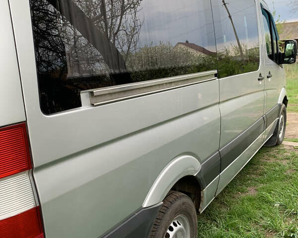 Серый Мерседес Sprinter, объемом двигателя 2.2 л и пробегом 850 тыс. км за 9000 $, фото 3 на Automoto.ua
