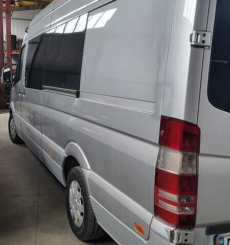 Серый Мерседес Sprinter, объемом двигателя 3 л и пробегом 830 тыс. км за 18500 $, фото 7 на Automoto.ua