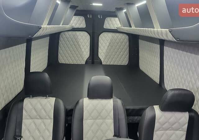 Серый Мерседес Sprinter, объемом двигателя 3 л и пробегом 830 тыс. км за 18500 $, фото 18 на Automoto.ua