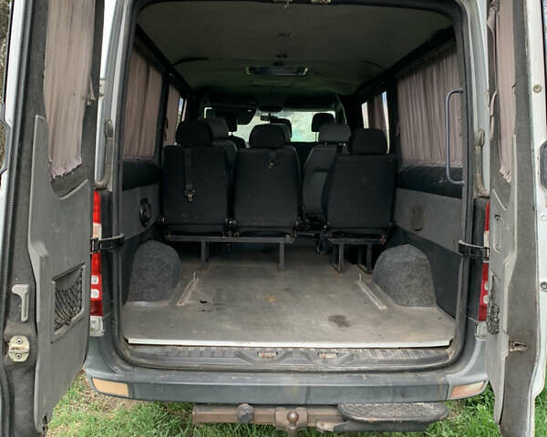 Серый Мерседес Sprinter, объемом двигателя 2.2 л и пробегом 850 тыс. км за 9000 $, фото 15 на Automoto.ua