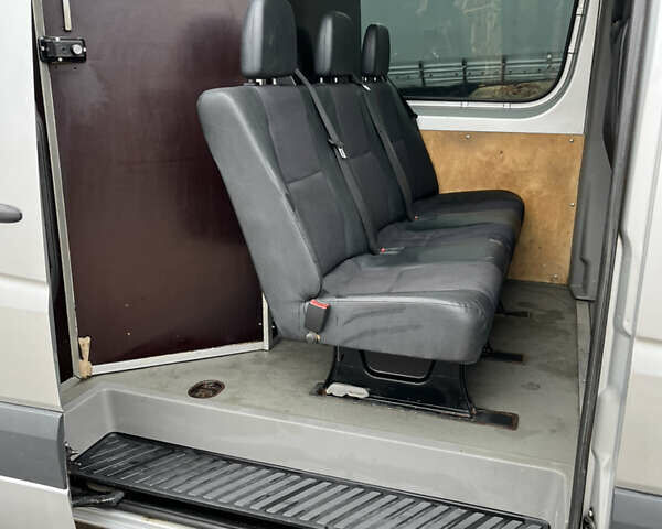 Серый Мерседес Sprinter, объемом двигателя 2.99 л и пробегом 380 тыс. км за 11500 $, фото 12 на Automoto.ua