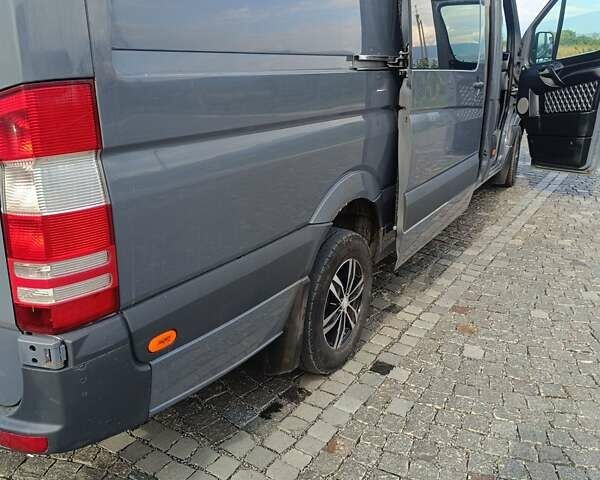 Серый Мерседес Sprinter, объемом двигателя 2.9 л и пробегом 9 тыс. км за 14900 $, фото 9 на Automoto.ua