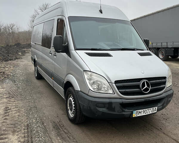 Серый Мерседес Sprinter, объемом двигателя 2.99 л и пробегом 380 тыс. км за 11500 $, фото 2 на Automoto.ua