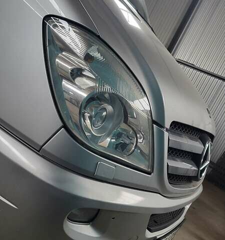 Серый Мерседес Sprinter, объемом двигателя 3 л и пробегом 830 тыс. км за 18500 $, фото 3 на Automoto.ua