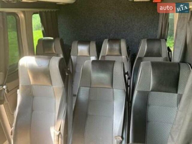 Серый Мерседес Sprinter, объемом двигателя 2.99 л и пробегом 260 тыс. км за 18000 $, фото 1 на Automoto.ua