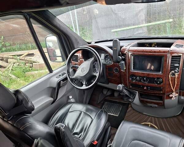 Сірий Мерседес Sprinter, об'ємом двигуна 2.2 л та пробігом 378 тис. км за 19756 $, фото 2 на Automoto.ua