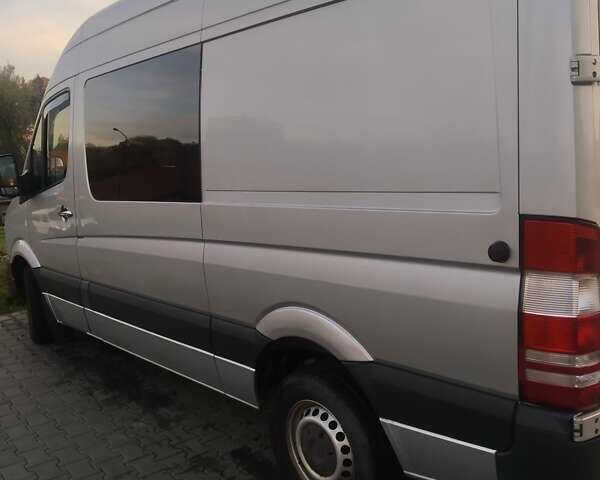 Сірий Мерседес Sprinter, об'ємом двигуна 2.2 л та пробігом 355 тис. км за 12800 $, фото 8 на Automoto.ua