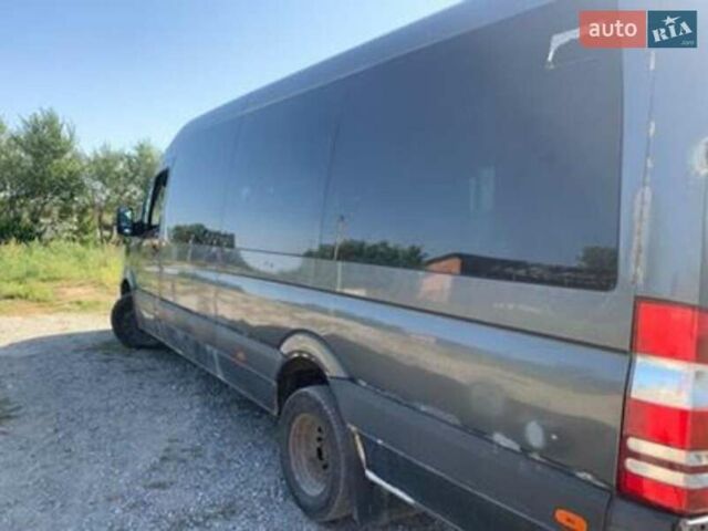 Серый Мерседес Sprinter, объемом двигателя 2.99 л и пробегом 260 тыс. км за 18000 $, фото 9 на Automoto.ua