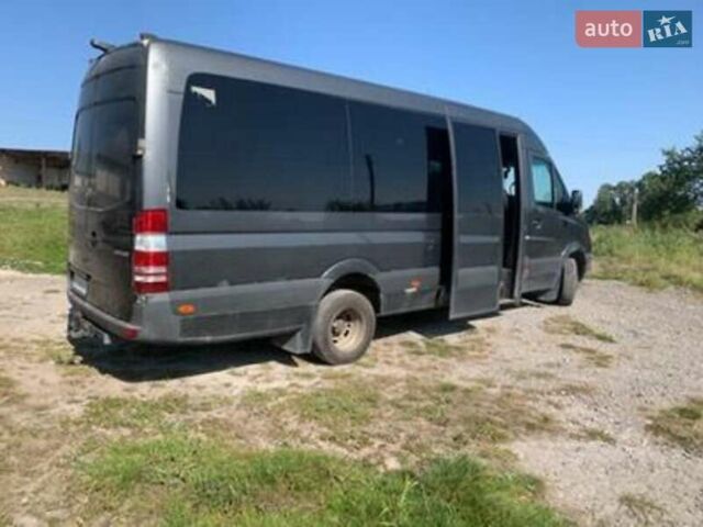 Серый Мерседес Sprinter, объемом двигателя 2.99 л и пробегом 260 тыс. км за 18000 $, фото 6 на Automoto.ua