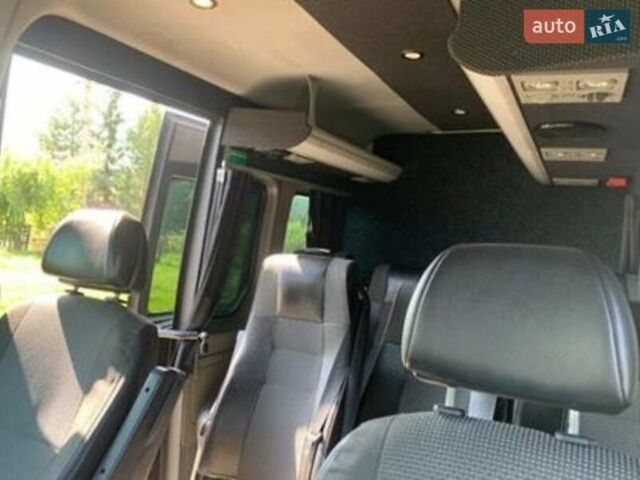 Серый Мерседес Sprinter, объемом двигателя 2.99 л и пробегом 260 тыс. км за 18000 $, фото 5 на Automoto.ua