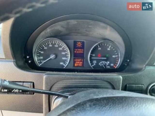 Серый Мерседес Sprinter, объемом двигателя 2.99 л и пробегом 260 тыс. км за 18000 $, фото 11 на Automoto.ua