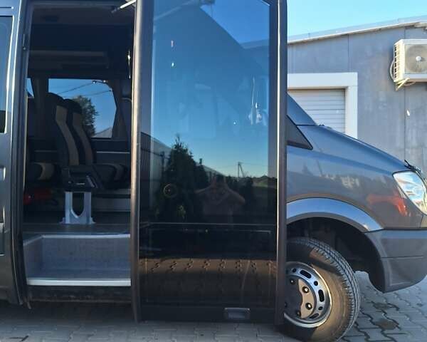 Сірий Мерседес Sprinter, об'ємом двигуна 2.14 л та пробігом 400 тис. км за 33000 $, фото 3 на Automoto.ua