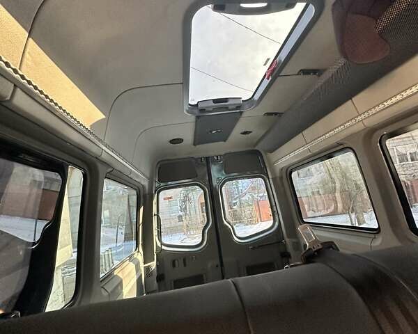 Серый Мерседес Sprinter, объемом двигателя 2.14 л и пробегом 612 тыс. км за 22000 $, фото 10 на Automoto.ua
