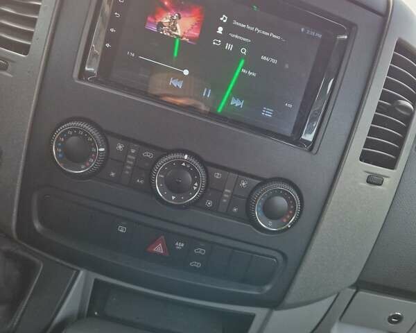 Серый Мерседес Sprinter, объемом двигателя 2.9 л и пробегом 123 тыс. км за 26500 $, фото 26 на Automoto.ua