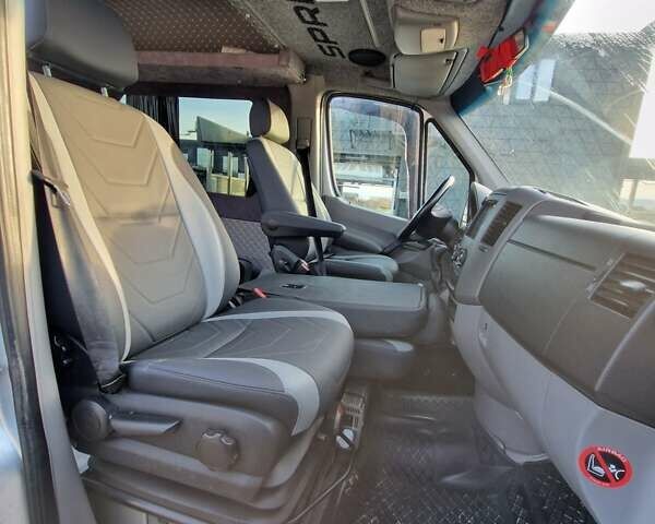 Серый Мерседес Sprinter, объемом двигателя 2.9 л и пробегом 123 тыс. км за 26500 $, фото 15 на Automoto.ua