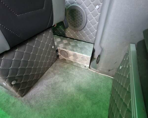 Серый Мерседес Sprinter, объемом двигателя 2.9 л и пробегом 123 тыс. км за 26500 $, фото 25 на Automoto.ua