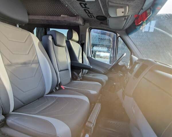 Серый Мерседес Sprinter, объемом двигателя 2.9 л и пробегом 123 тыс. км за 26500 $, фото 14 на Automoto.ua