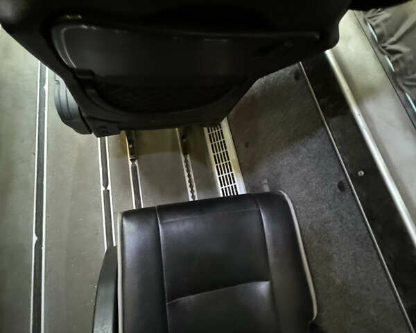 Сірий Мерседес Sprinter, об'ємом двигуна 2.99 л та пробігом 650 тис. км за 35500 $, фото 7 на Automoto.ua