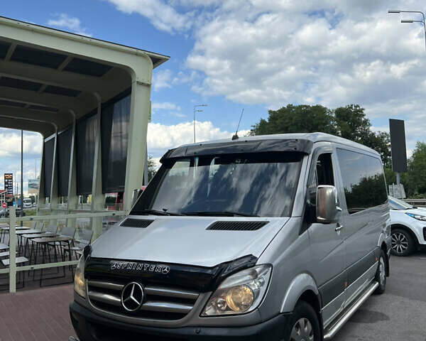 Серый Мерседес Sprinter, объемом двигателя 2.1 л и пробегом 740 тыс. км за 15699 $, фото 14 на Automoto.ua