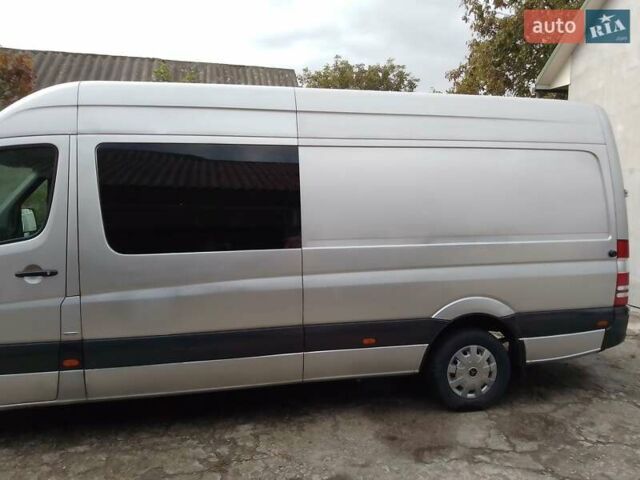 Серый Мерседес Sprinter, объемом двигателя 2.14 л и пробегом 495 тыс. км за 17200 $, фото 3 на Automoto.ua