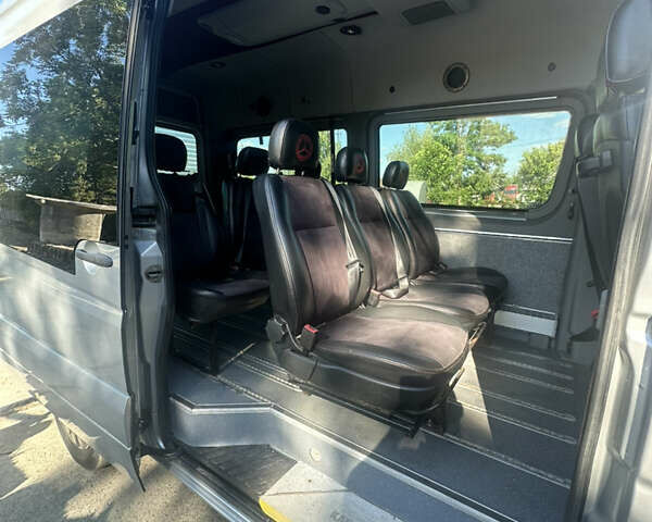 Мерседес Sprinter 2011 в Коломые на Automoto.ua Серый Мерседес Sprinter, объемом двигателя 3 л и пробегом 649 тыс. км за 15700 $, фото 6 на Automoto.ua