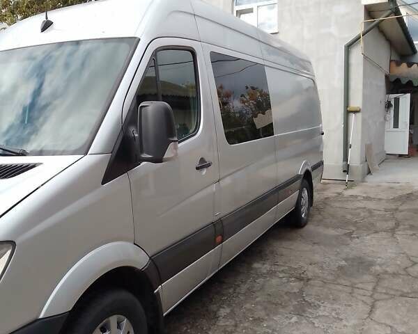 Серый Мерседес Sprinter, объемом двигателя 2.14 л и пробегом 495 тыс. км за 17200 $, фото 8 на Automoto.ua