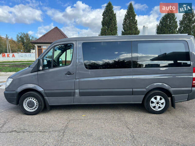 Серый Мерседес Sprinter, объемом двигателя 2.2 л и пробегом 390 тыс. км за 16500 $, фото 6 на Automoto.ua
