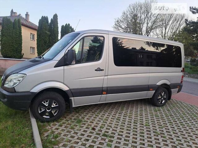 Серый Мерседес Sprinter, объемом двигателя 2.2 л и пробегом 423 тыс. км за 14700 $, фото 2 на Automoto.ua