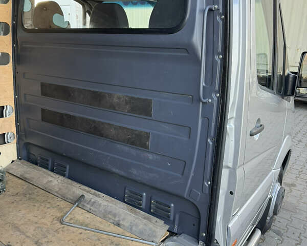 Серый Мерседес Sprinter, объемом двигателя 2.9 л и пробегом 535 тыс. км за 29700 $, фото 11 на Automoto.ua