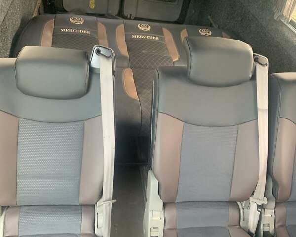 Серый Мерседес Sprinter, объемом двигателя 2.99 л и пробегом 650 тыс. км за 21500 $, фото 10 на Automoto.ua