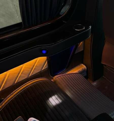 Сірий Мерседес Sprinter, об'ємом двигуна 2.2 л та пробігом 400 тис. км за 24000 $, фото 6 на Automoto.ua