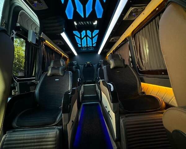 Сірий Мерседес Sprinter, об'ємом двигуна 2.2 л та пробігом 400 тис. км за 24000 $, фото 3 на Automoto.ua