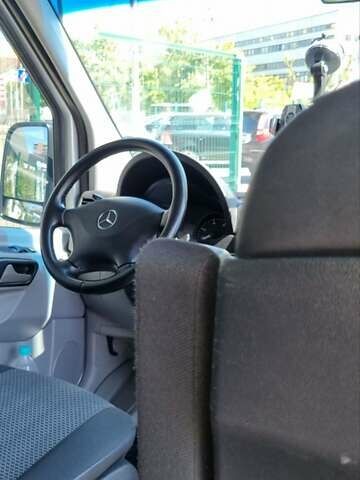 Серый Мерседес Sprinter, объемом двигателя 0 л и пробегом 447 тыс. км за 21700 $, фото 26 на Automoto.ua
