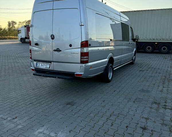 Серый Мерседес Sprinter, объемом двигателя 2.9 л и пробегом 535 тыс. км за 29700 $, фото 6 на Automoto.ua