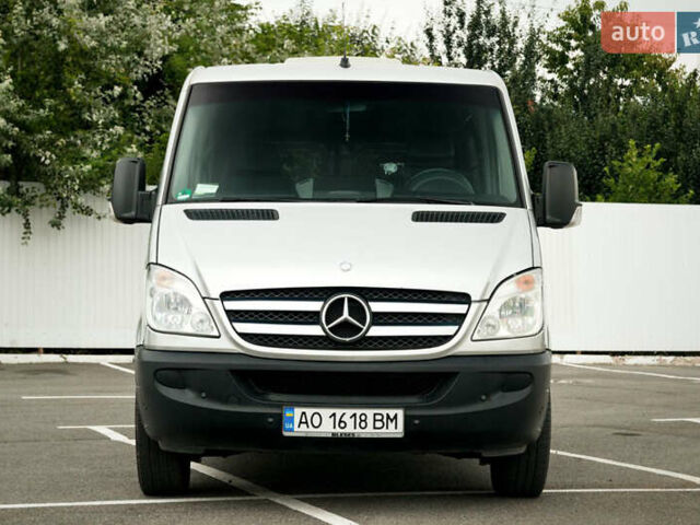Серый Мерседес Sprinter, объемом двигателя 2.14 л и пробегом 800 тыс. км за 16000 $, фото 1 на Automoto.ua