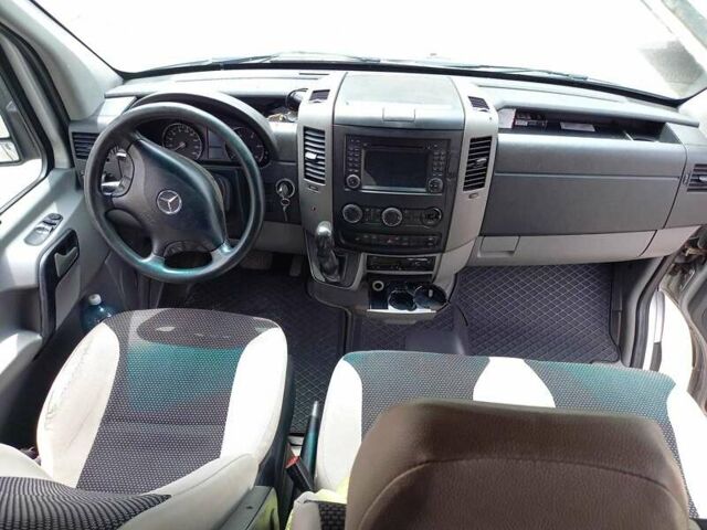 Мерседес Sprinter 2012 в Черкассах на Automoto.ua Серый Мерседес Sprinter, объемом двигателя 2.2 л и пробегом 570 тыс. км за 37000 $, фото 19 на Automoto.ua