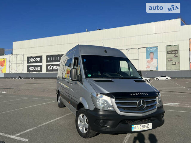 Серый Мерседес Sprinter, объемом двигателя 3 л и пробегом 470 тыс. км за 23999 $, фото 35 на Automoto.ua