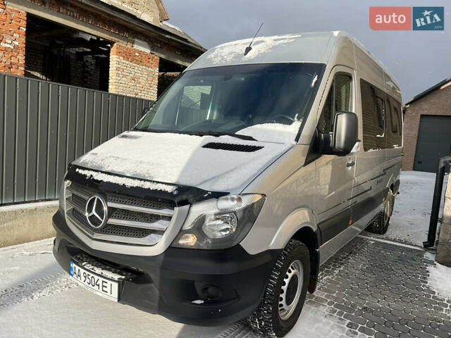 Серый Мерседес Sprinter, объемом двигателя 2.99 л и пробегом 520 тыс. км за 22000 $, фото 1 на Automoto.ua