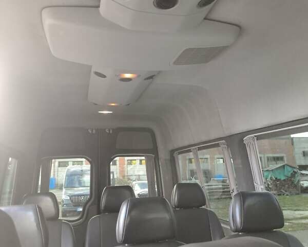 Серый Мерседес Sprinter, объемом двигателя 2.14 л и пробегом 800 тыс. км за 16699 $, фото 17 на Automoto.ua