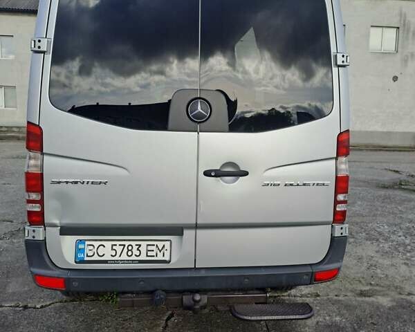 Серый Мерседес Sprinter, объемом двигателя 2.14 л и пробегом 800 тыс. км за 16699 $, фото 2 на Automoto.ua