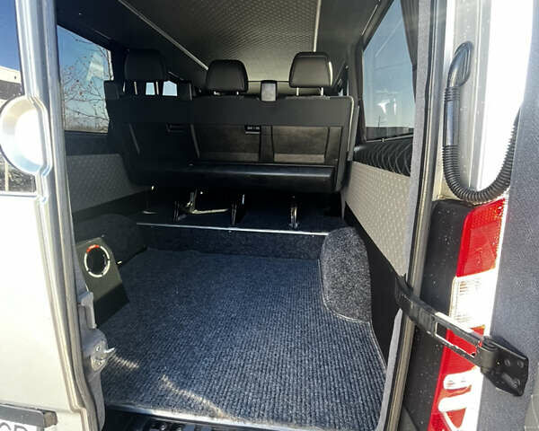 Серый Мерседес Sprinter, объемом двигателя 2.9 л и пробегом 480 тыс. км за 25500 $, фото 9 на Automoto.ua