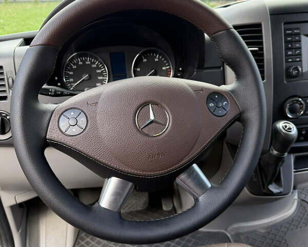 Серый Мерседес Sprinter, объемом двигателя 2.99 л и пробегом 280 тыс. км за 40000 $, фото 21 на Automoto.ua