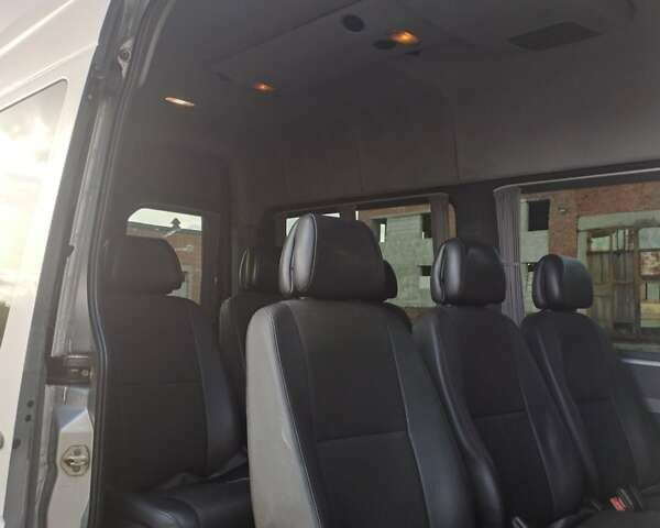 Серый Мерседес Sprinter, объемом двигателя 2.14 л и пробегом 800 тыс. км за 16699 $, фото 18 на Automoto.ua